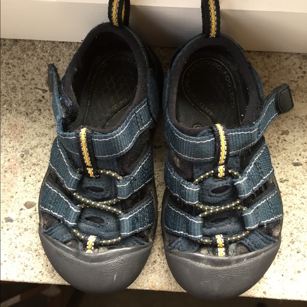 Keen Sandals Newport Toddler size 7